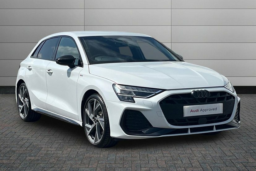 Audi A3 1.5 Tfsi Black Edition Sportback S Tron White