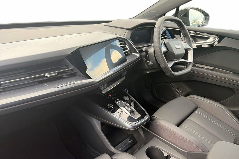 Audi Q4 E Tron 40 Black Edition Suv 63Kwh 204 DE26EJL Grey #2