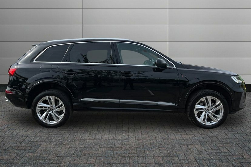 Audi Q7 3.0 Tdi V6 50 S Line Suv Tiptronic Quat YF23AOY Black #4