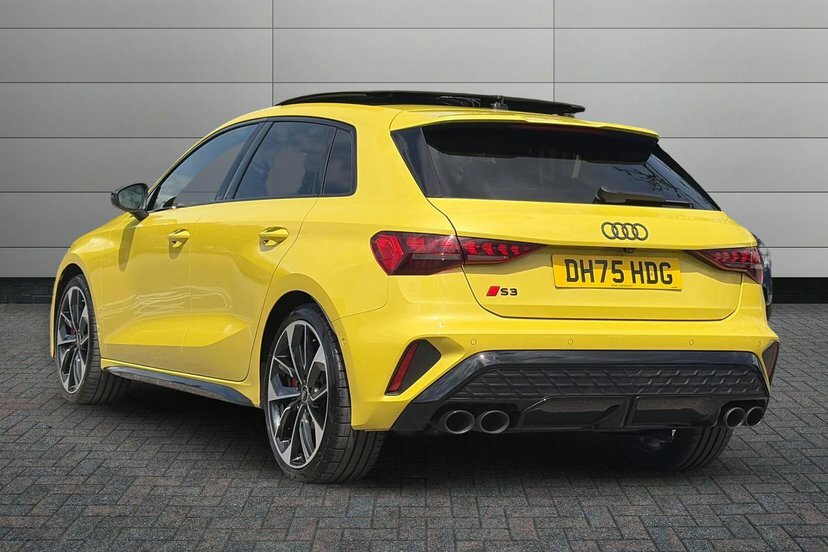 Audi S3 2.0 Tfsi Black Edition Sportback S Tron Green #3