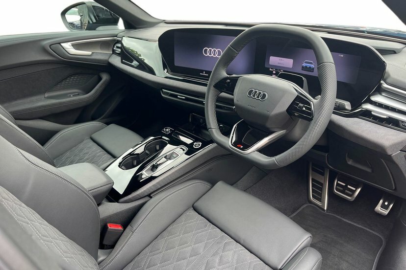 Audi A5 2.0 E-hybrid 25.9Kwh Black Edition Saloon Petr EF26DTY Blue #6