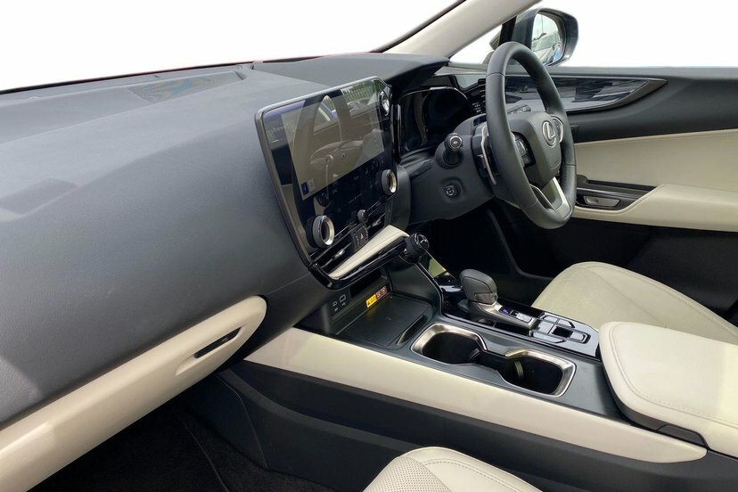 Lexus NX 2.5 350H Premium Plus Suv Hybrid E-cvt RF75GHO #2
