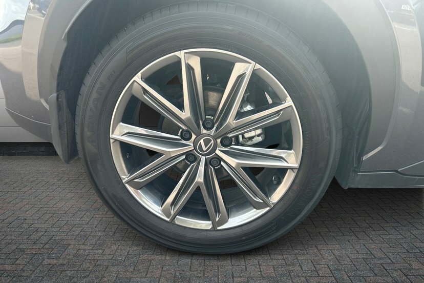 Lexus LBX 1.5 Vvt-ie Premium Plus Suv Hybrid E-cv FL75YGN Grey #5