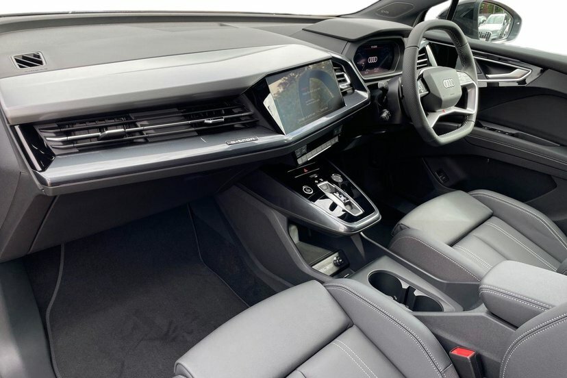 Audi Q4 E Tron 45 Black Edition Suv 82Kwh 286 MM26HLZ Grey #2