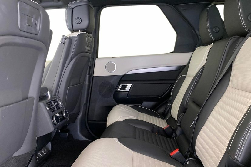 Land Rover Discovery 3.0 P360 Mhev R-dynamic Hse Suv 4W DX73UXD Grey #4
