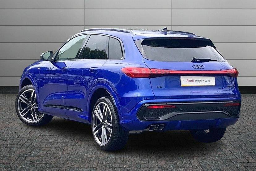 Audi Q5 2.0 Tdi Edition 1 Suv S Tronic Quattro WU26EWZ Blue #3