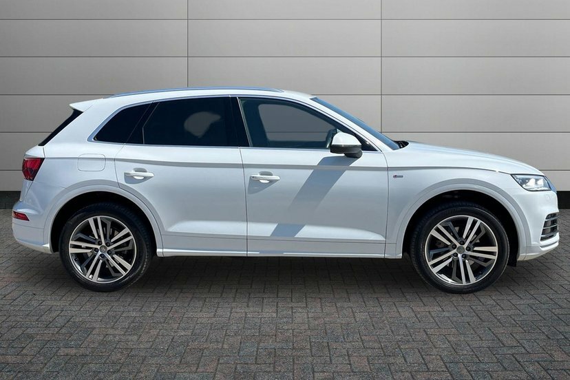 Audi Q5 2.0 Tdi 40 S Line S Tronic Quattro SW68XFG White #4
