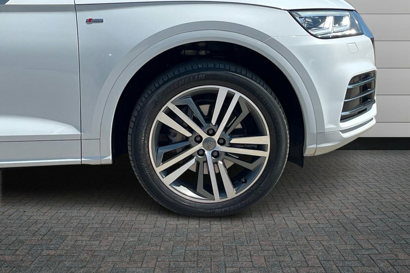 Audi Q5 2.0 Tdi 40 S Line S Tronic Quattro SW68XFG White #5