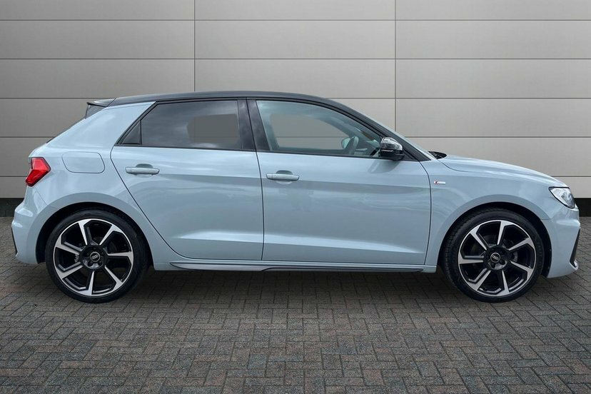 Audi A1 1.5 Tfsi 35 Black Edition Sportback S T AP73BZO Grey #4