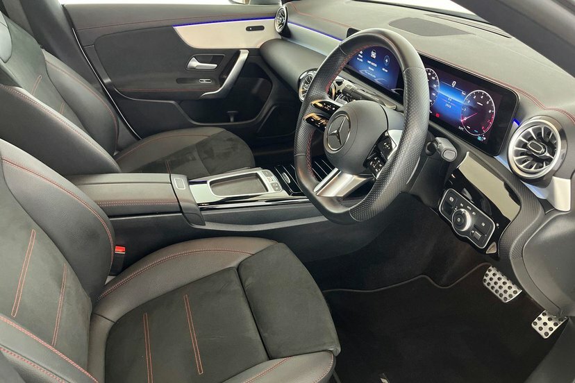 Mercedes-Benz CLA Class Cla 180 Amg Line Executive Coupe KP25OVF White #5