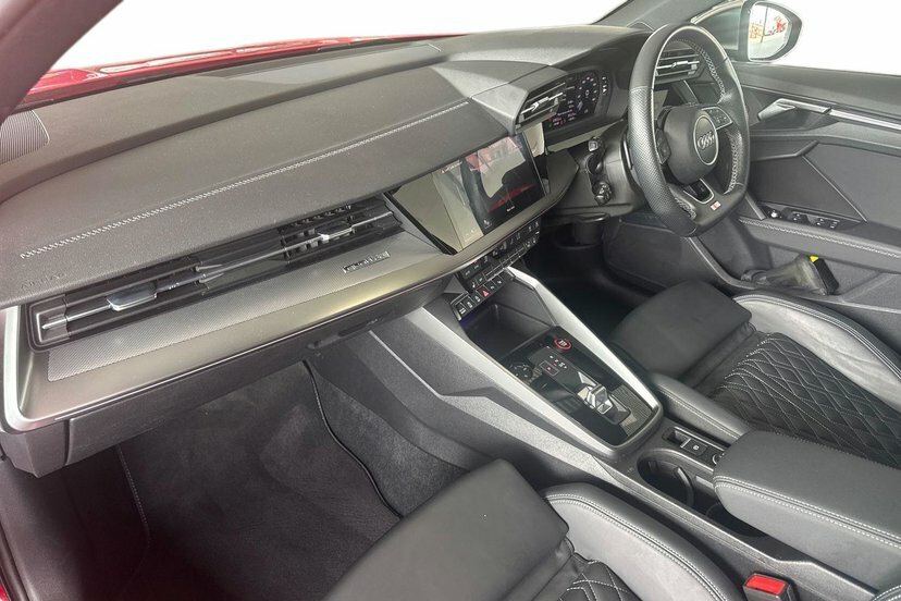 Audi S3 2.0 Tfsi Sportback S Tronic Quattro 31 GU22VMF Red #2
