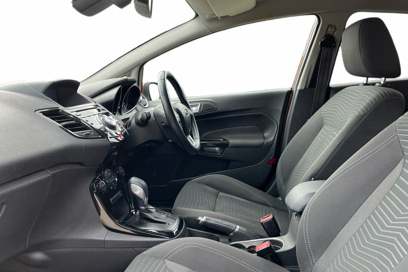 Ford Fiesta 1.6 Titanium Powershift Euro 5 Yellow #2
