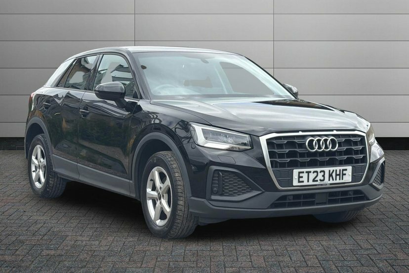 Audi Q2 1.0 Tfsi 30 Technik Suv 110 Ps Black
