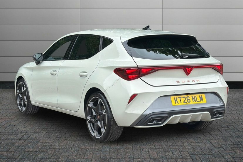 Cupra Leon 1.5 Etsi V2 Hatchback Hybrid Dsg 150 P Grey #3