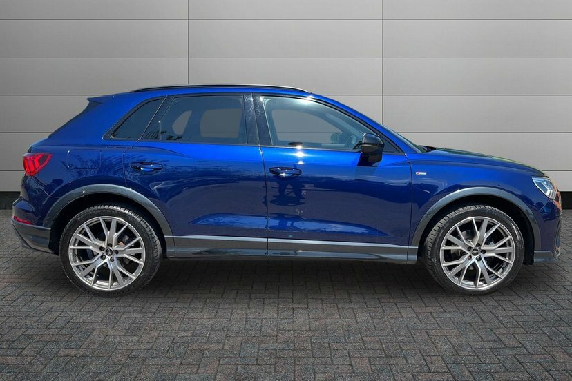 Audi Q3 1.5 Tfsi Cod 35 Black Edition Suv S Tro KK24GKZ Blue #4