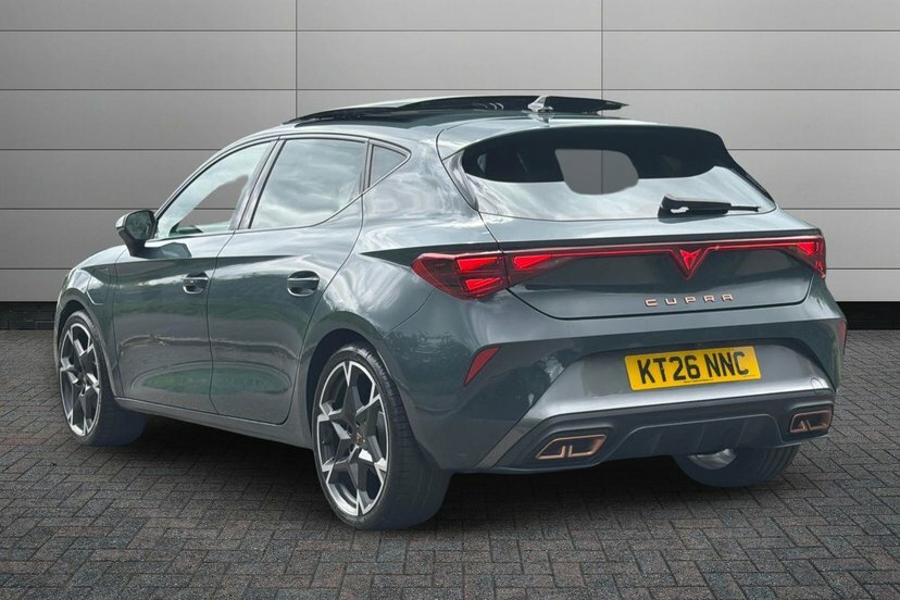 Cupra Leon 1.5 Ehybrid 25.8Kwh V2 Hatchback Plug-i Blue #3