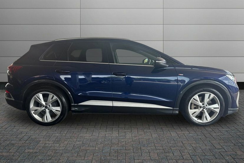 Audi Q4 E Tron 45 S Line Suv 82Kwh 286 Ps DC74HSG Blue #4