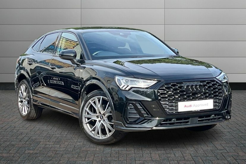 Audi Q3 1.5 Tfsi Cod 35 Black Edition Sportback Black