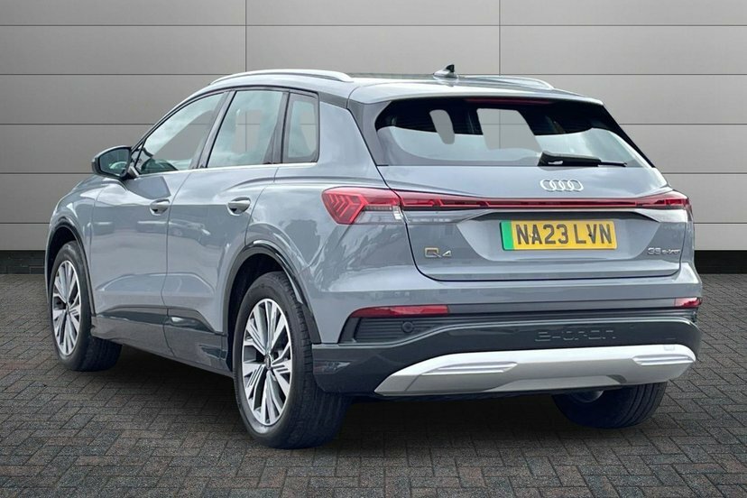 Audi Q4 E Tron 35 Sport Suv 55Kwh 170 Ps NA23LVN Grey #3