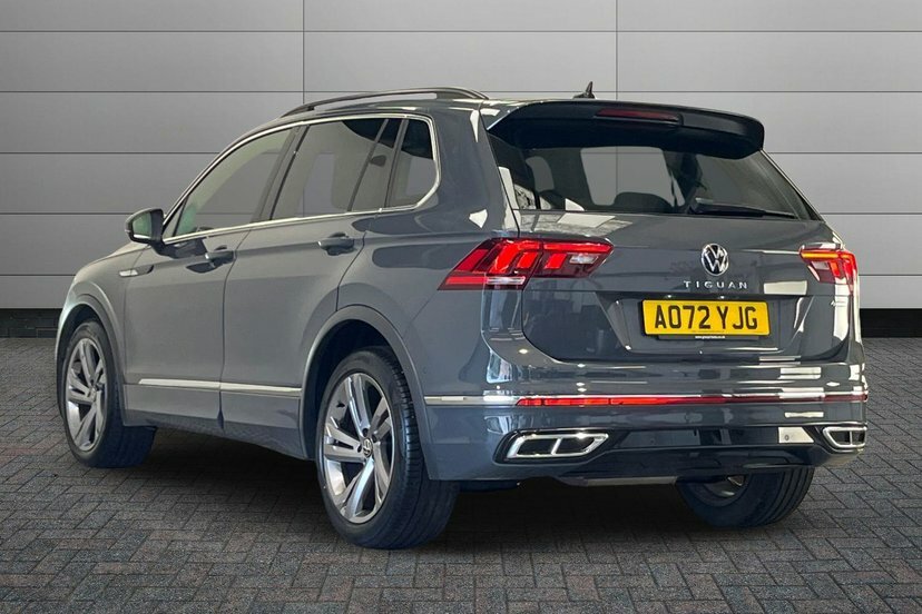 Volkswagen Tiguan 2.0 Tdi R-line Edition Suv Dsg 4Motion AO72YJG Grey #3