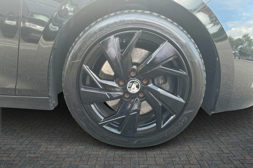 Vauxhall Astra 1.6 12.4Kwh Gs Line Hatchback Plug-in H DF23JSU Black #5