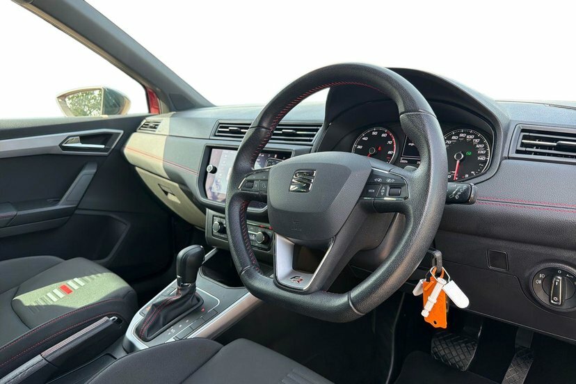 Seat Arona 1.0 Tsi Gpf Fr Suv Dsg 115 Ps LL70HRW Red #6