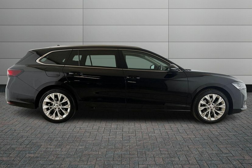Skoda Superb Superb Estate Se L 1.5 Tsi E-tec 150 Ps Dsg HY74MUU Black #4