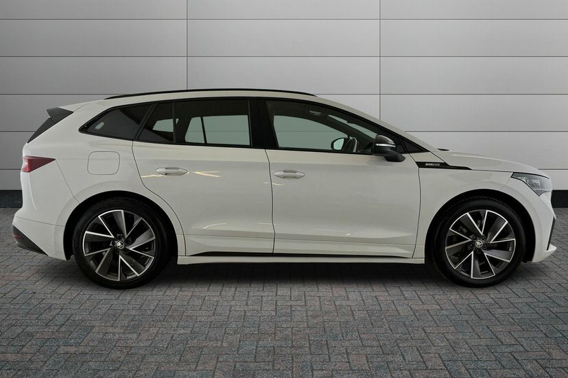 Skoda ENYAQ Enyaq Iv 80X Sportline 82 Kwh 265 Ps Single Speed PJ73UWZ White #4