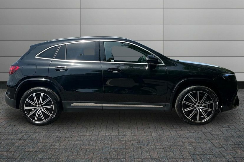 Mercedes-Benz EQA Eqa 250 70.5Kwh Amg Line Executive Suv Elec KX25YBC Black #3