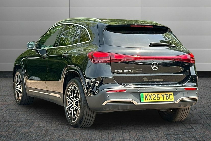 Mercedes-Benz EQA Eqa 250 70.5Kwh Amg Line Executive Suv Elec KX25YBC Black #2