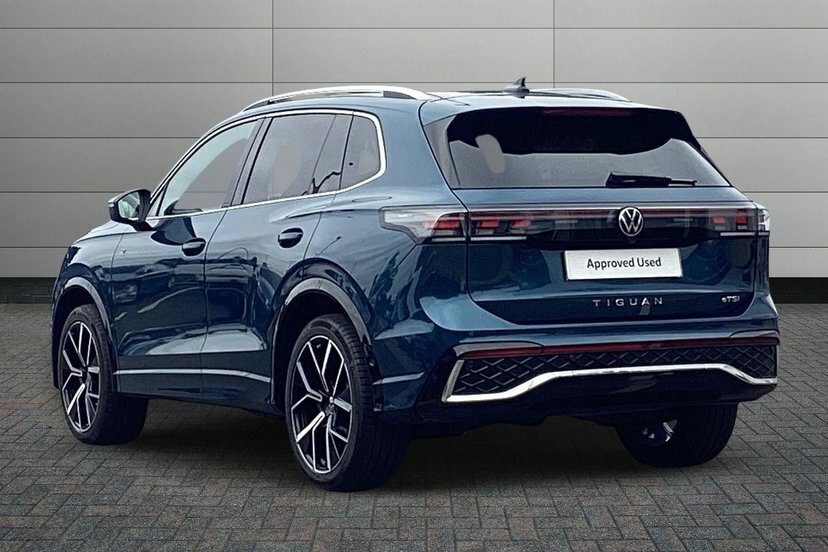 Volkswagen Tiguan 1.5 Etsi Mhev R-line Suv Hybrid Dsg 15 LO24WKK Blue #3