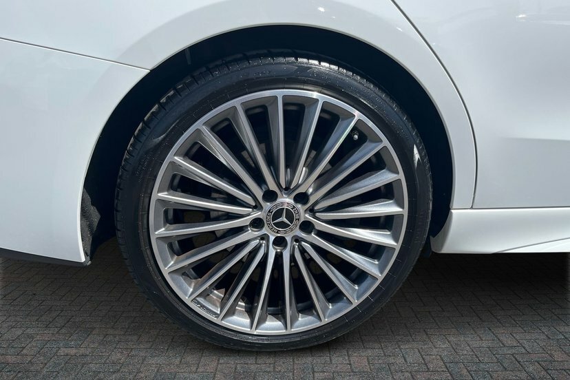 Mercedes-Benz C Class C300h Mhev Amg Line Premium Estate White #4