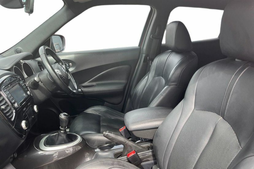 Nissan Juke 1.5 Dci Tekna Suv 110 Ps FG67VGC Red #2