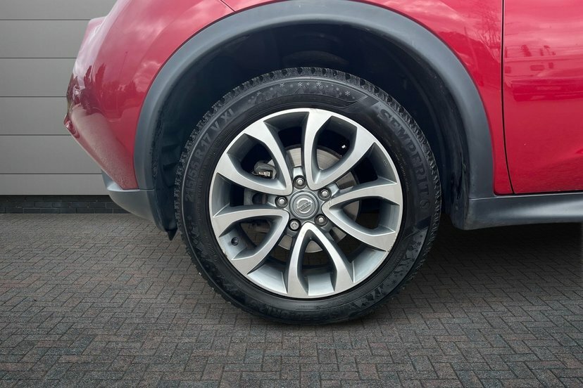 Nissan Juke 1.5 Dci Tekna Suv 110 Ps FG67VGC Red #5