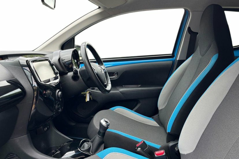 Toyota Aygo 1.0 Vvt-i X-cite Hatchback 68 P FY65NVV #2