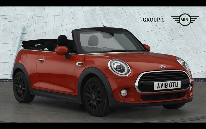 Mini Convertible Cooper Convertible AV18OTU Orange