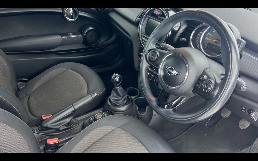 Mini Convertible Cooper Convertible AV18OTU Orange #6