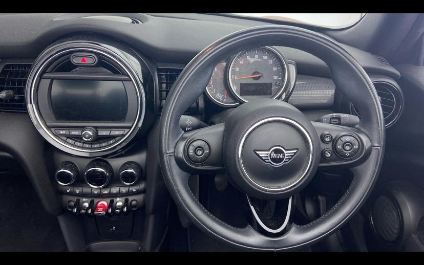 Mini Convertible Cooper Convertible AV18OTU Orange #5