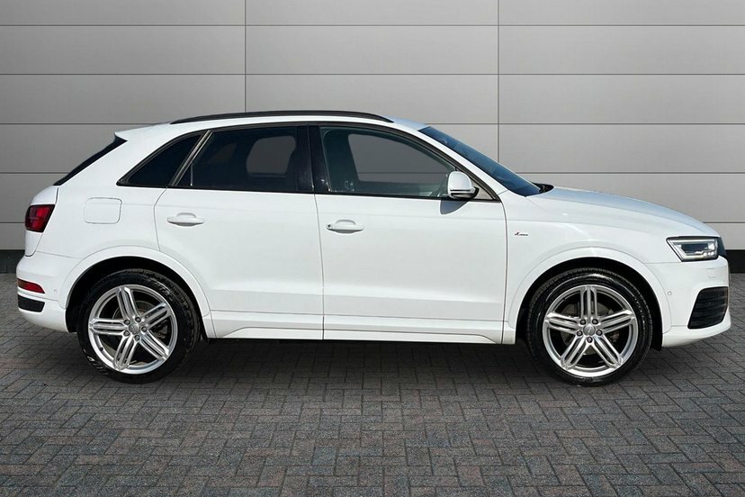 Audi Q3 2.0 Tdi S Line Plus Suv Quattro RV66GYO White #4