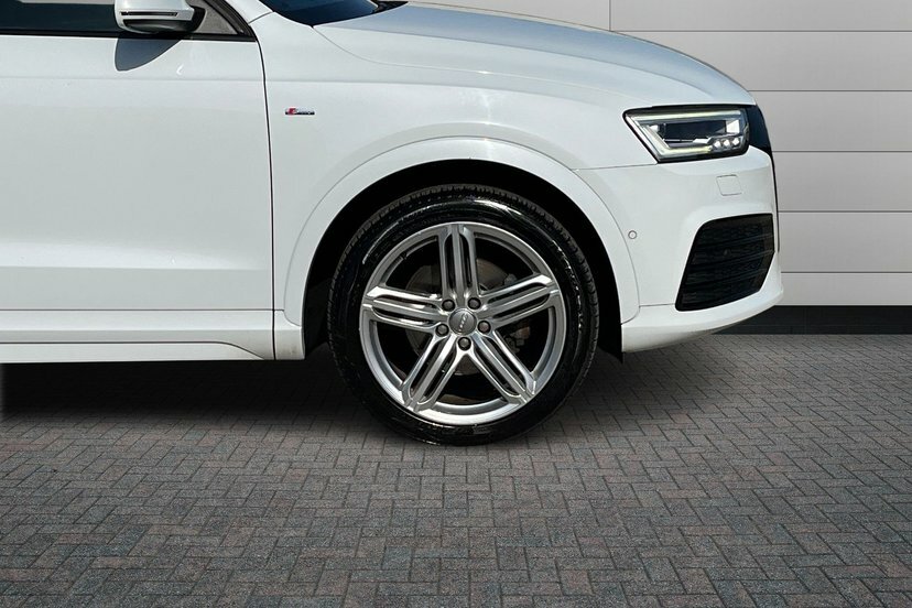 Audi Q3 2.0 Tdi S Line Plus Suv Quattro RV66GYO White #5