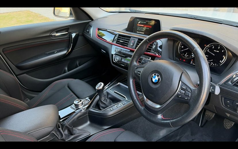 BMW 1 Series 118D Sport 5-Door White #6