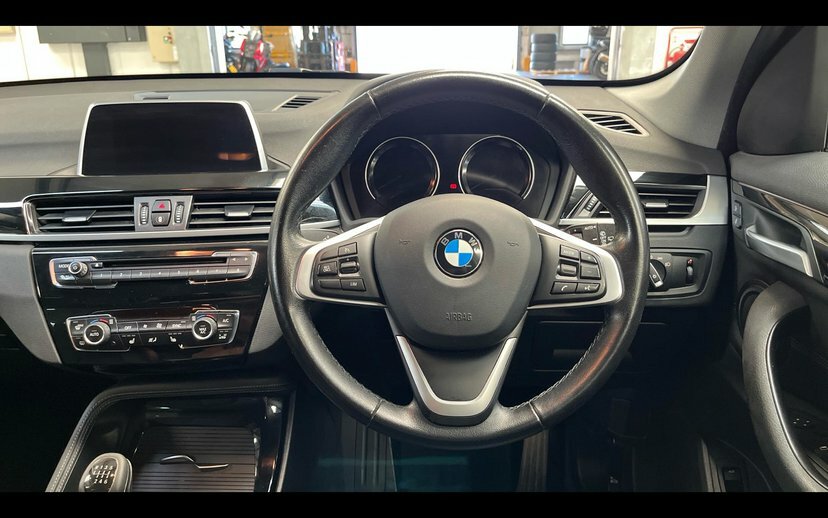 BMW X1 X1 Sdrive18i Xline ML19ZZN Black #5