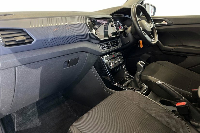 Volkswagen T-Cross 1.0 Tsi Black Edition Suv 95 Ps GL71ETF Black #2