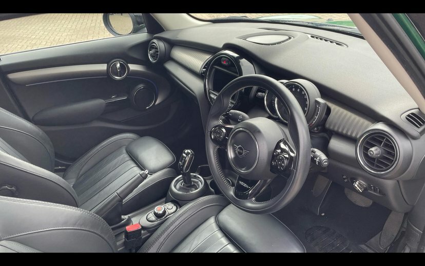 Mini Hatch 5-Door Hatch Cooper Exclusive MF70XPU Green #6