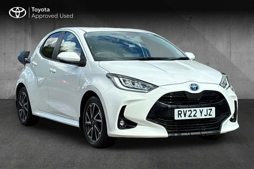 Toyota Yaris 1.5 Vvt-h Design Hatchback Hybrid E-cvt White