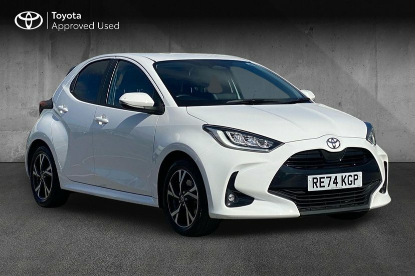 Toyota Yaris 1.5 Vvt-h Design Hatchback Hybrid E-cvt White