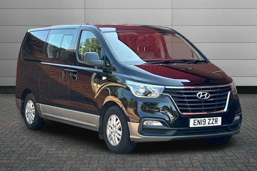Hyundai I800 2.5 Crdi Se Nav Mpv 170 Ps Black