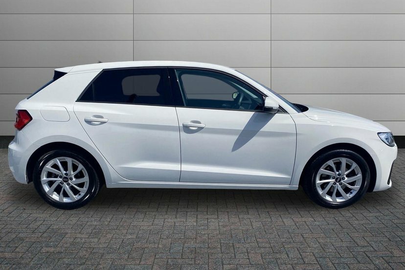 Audi A1 1.0 Tfsi 30 Sport Sportback 110 EX23CUA White #4