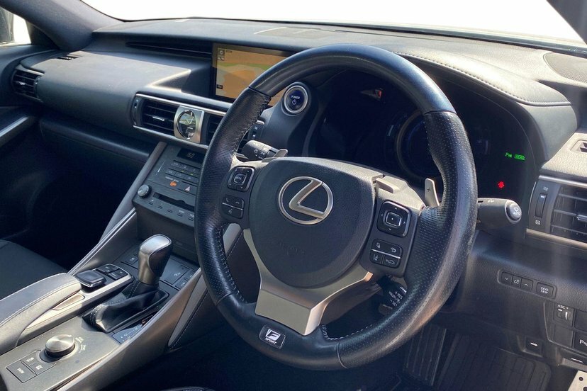 Lexus IS Is 300H F Sport Cvt Black #6