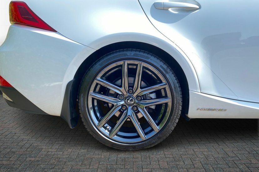 Lexus IS Is 300H F Sport Cvt Black #5